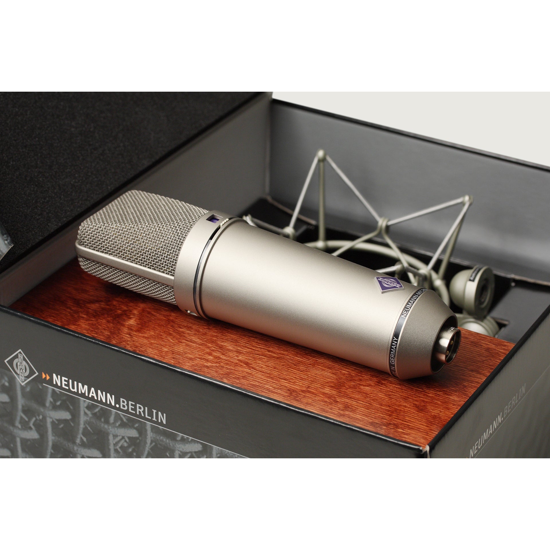 Neumann U 87 Ai Studio Set Condenser Microphone